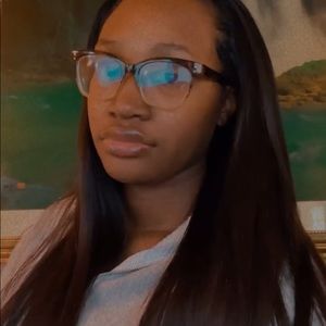 Meet your Posher, Raven